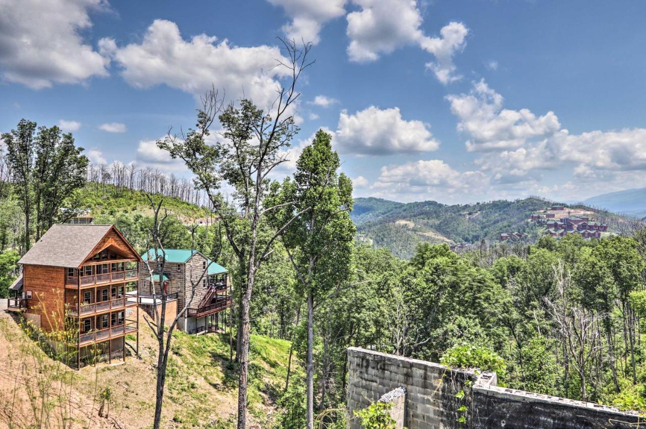 Modern Gatlinburg Cabin with Hot Tub, Game Room Exterior foto